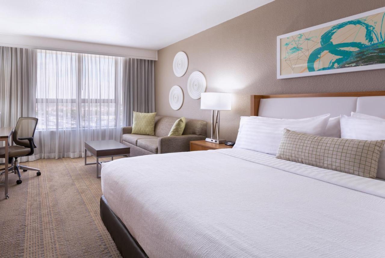 Holiday Inn Miami West - Airport Area By Ihg Hialeah Gardens Exterior photo